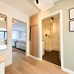 דירה 2 Kingsizebetten, Perfekt Fuer Familien, Zentral