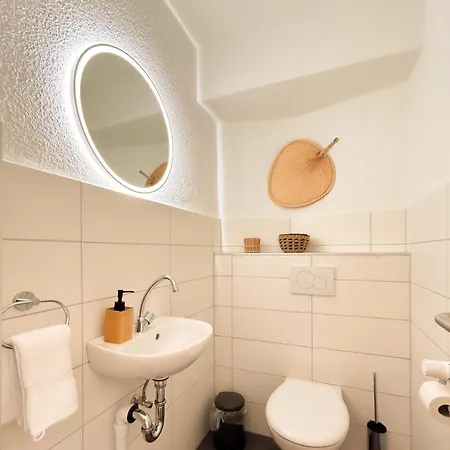 2 Kingsizebetten, Perfekt Fuer Familien, Zentral * Aquisgrà