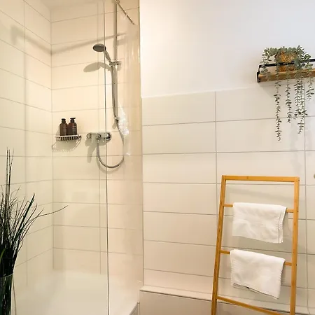 2 Kingsizebetten, Perfekt Fuer Familien, Zentral