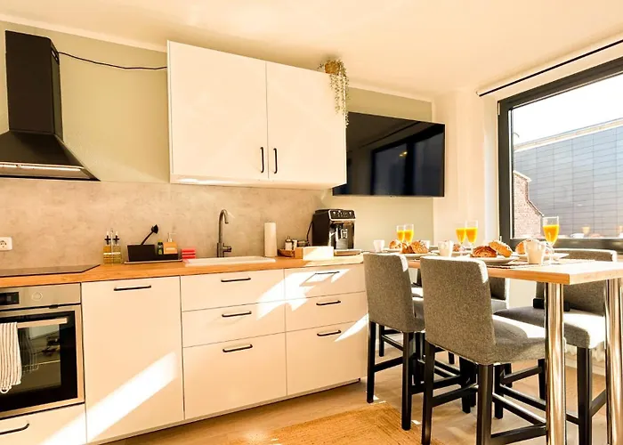 Appartamento 2 Kingsizebetten, Perfekt Fuer Familien, Zentral *